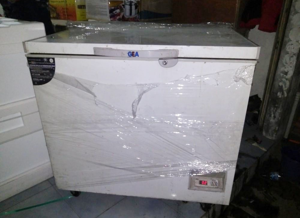 freezer box atau chest freezer